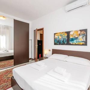 [IHost Apartment] - Veneziano 8