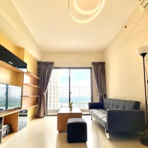 Sunset and Riverview Homestay - Masteri Thao Dien