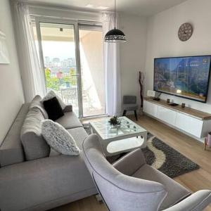 Apartment River 503