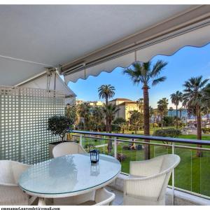 REF 761 - Cannes Croisette - Sea view apartment for rent