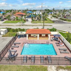 Luxury Oasis - Fresh impovements, Pool & Patio