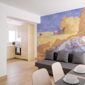 3 hab dobles, 2 baños, AC, junto al Casco Viejo OL