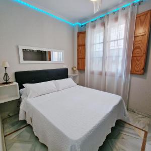 Apartamento Completo en Plaza de las Tendillas - Alojamientos El Duque