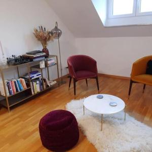 Charming home away: close to Dusseldorf Messe