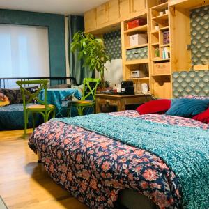 Belle chambre en rez de chaussée avec sauna dans quartier calme