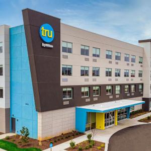 TRU By Hilton Clarksville