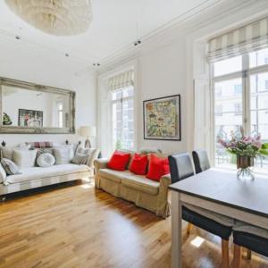 Hobart Home, spacious 2-bed flat in Pimlico