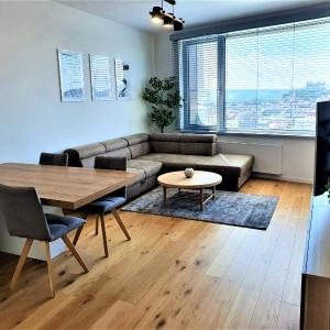 Prestigious SKY PARK apartment - top city view - Traveller awards 2024