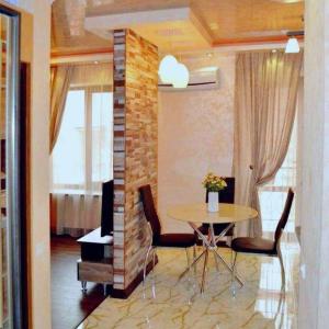 Republic Square, Charming Balcony Apartment in City Center, Best Location!
