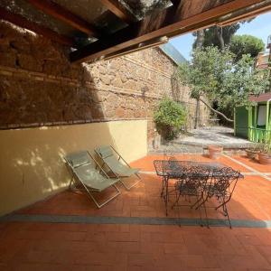 La Dolce VIta - The Secret Terrace
