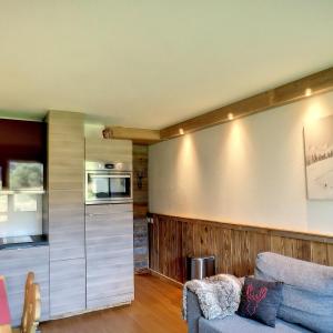 Studio rénové skis aux pieds avec balcon sud, 4 pers, garage inclus - FR-1-178-375