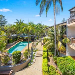 Beachfront Apartments Unit 18