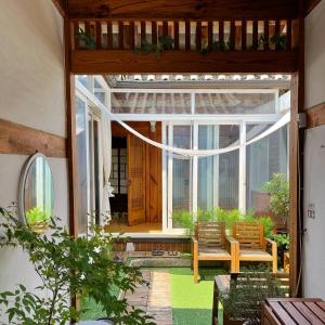 SeoulStory Hanok
