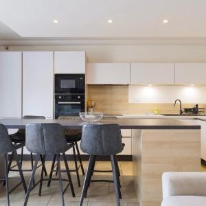 Q&R Renting - Suites Design Modernes et Luxueuses- Confort Parking AC Mer