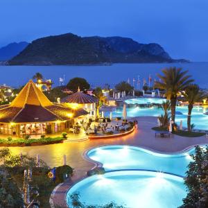 Marti Resort Deluxe Hotel
