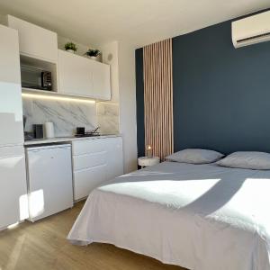 Studio Beaux Arts - *Proche centre *Clim *Balcon