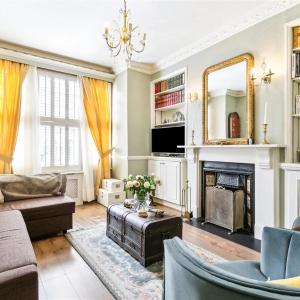 Homely 2 Levels Flat w Private Garden