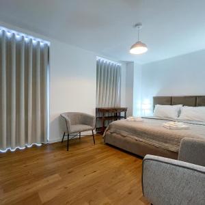 Lisboa Intendente 3Bedroom Apartment with Balcony