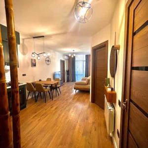 B S T apartment