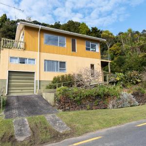 Knights Retreat - Paihia Holiday Home