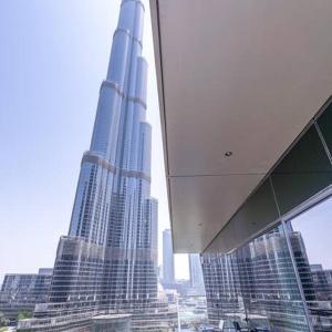 Vogue Stylish Stay Address Opera by Emaar, Downtown Dubai Luxury Apartment with Pool, Gym & Burj Khalifa Views