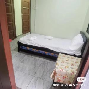 1号房有厕所厨房冰箱洗衣机