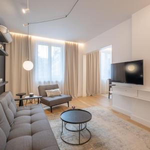 Top-Notch location, an Exceptionally Stylish flat