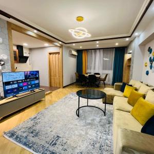 Deluxe Modern 3 Bedroom + 2 Bathrooms Apartment, on Amiryan Street, Middle of Center