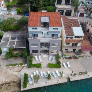 Apartment Antun - Adriatic coast retreat