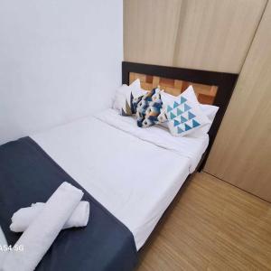Pool View 1BR with WiFi in Grace Residence Taguig City