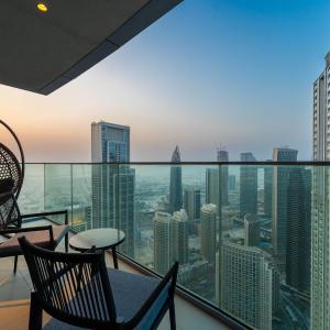 Maison Privee - Ultra Chic High-Floor Apt with Direct Burj Khalifa & Fountains Views