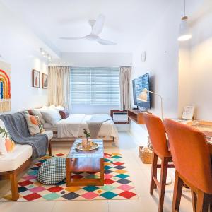 Bright & Cozy Studio Condo in Commonwealth, UP Diliman