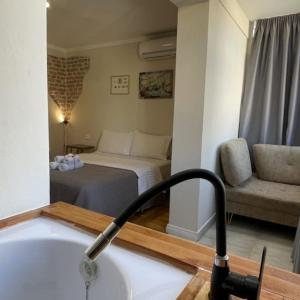 Central Apartment M. Shyri str.1