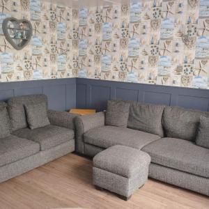 Immaculately Presented Detached Family Chalet - 5 mins to beach, nr Great Yarmouth & Norfolk Broads