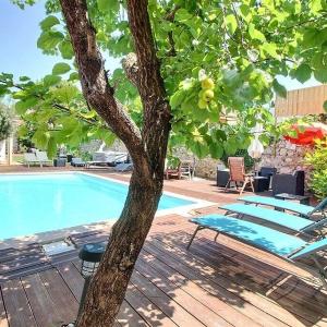 Villa 3 Logements entiers avec piscine et jaccuzi et parking