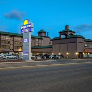 Days Inn by Wyndham Calgary South