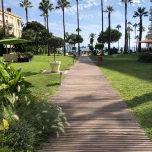 Studio Cannes Grand Hôtel Ibis avec Terrasse
