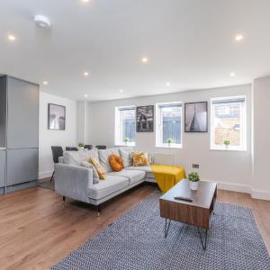 Fantastic London Home, 2 Bedrooms 2 Bathrooms - Next to the US Embassy & Nine Elms Station