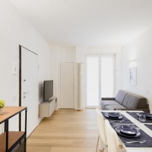 Easylife - Milano - P d Francesca 51 - City Life