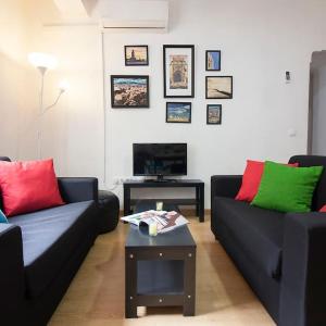 Entire 3 room flat in city center - CANAST
