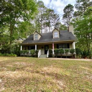 Donna’s Charm: 3 BR/king-suite/pools/golf