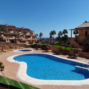 Resort Alta Loma, beach and pools