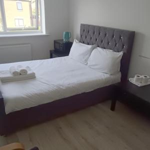 Free Car Park and walk to COOP, Etihad, Piccadilly, Free Snacks