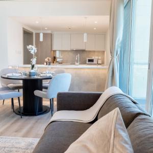 Classy 1 BR Apartment in Greens