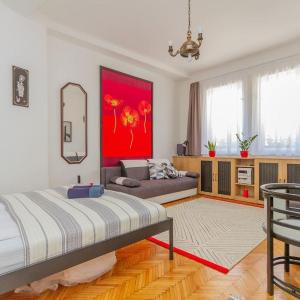 Poppy's Home by the Danube by NW