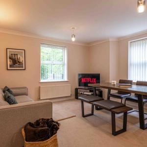 Spacious Apartment, Near Birmingham Centre + NEC