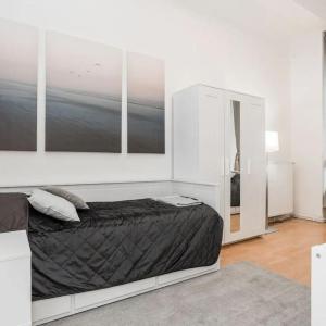 Newly furnished apartment for up to 6 people