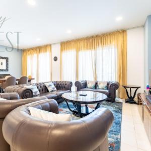 Spacious Modern 1BR in Business Bay
