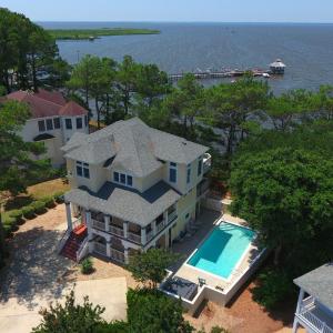 Soundfront, Private Pool, Hot Tub, Sound views! 519, Bay Breeze
