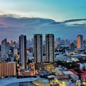 60 percent Off Deluxe Ocean View Rooms FREE Pool and FREE Sauna Access Included Perfect Location Near US Embassy, NAIA, Makati, BGC, Mall of Asia, and Chinatown Dont Miss Out Book Now and Save Updated Price 2025